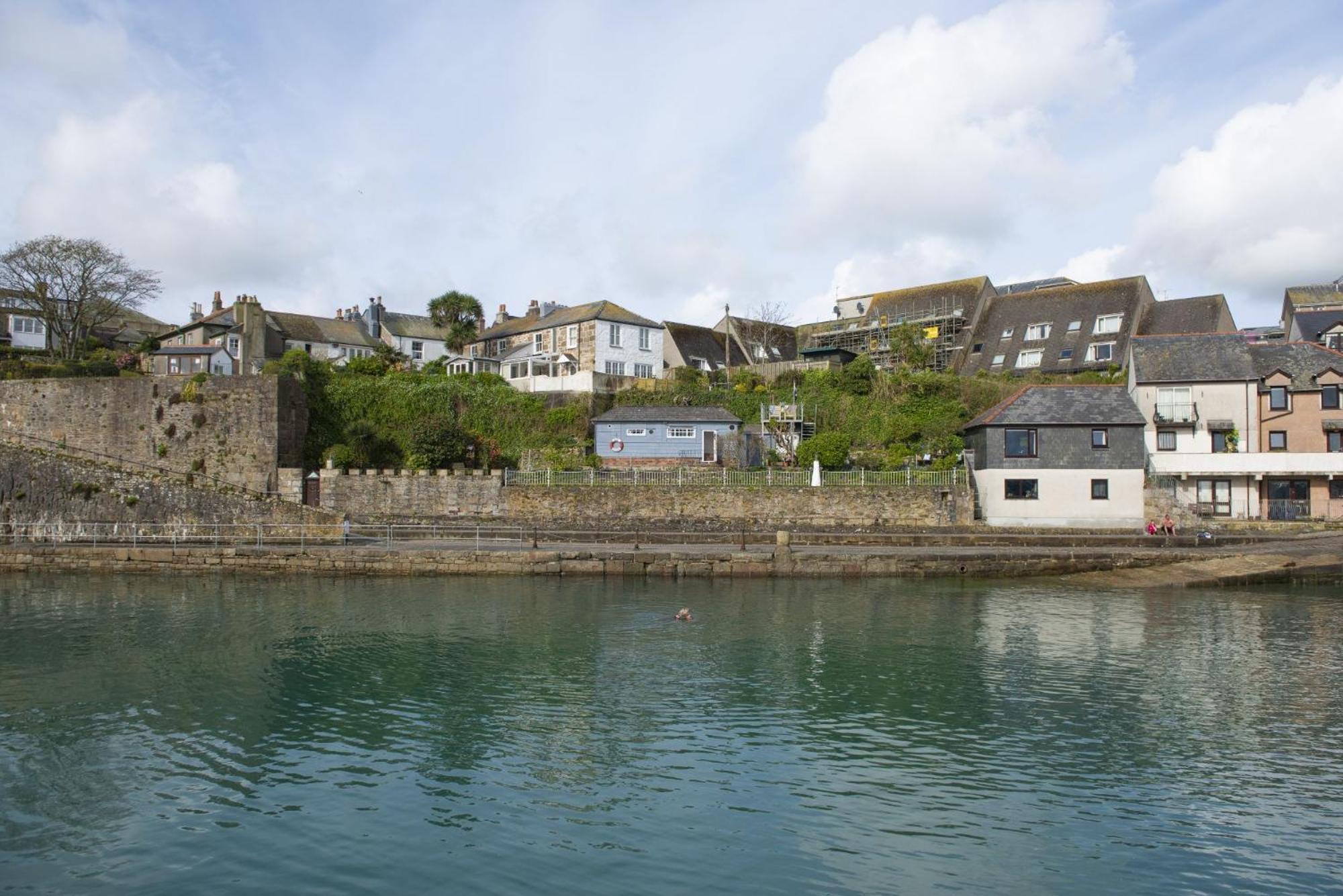 Ship Ashore Chalet Penzance