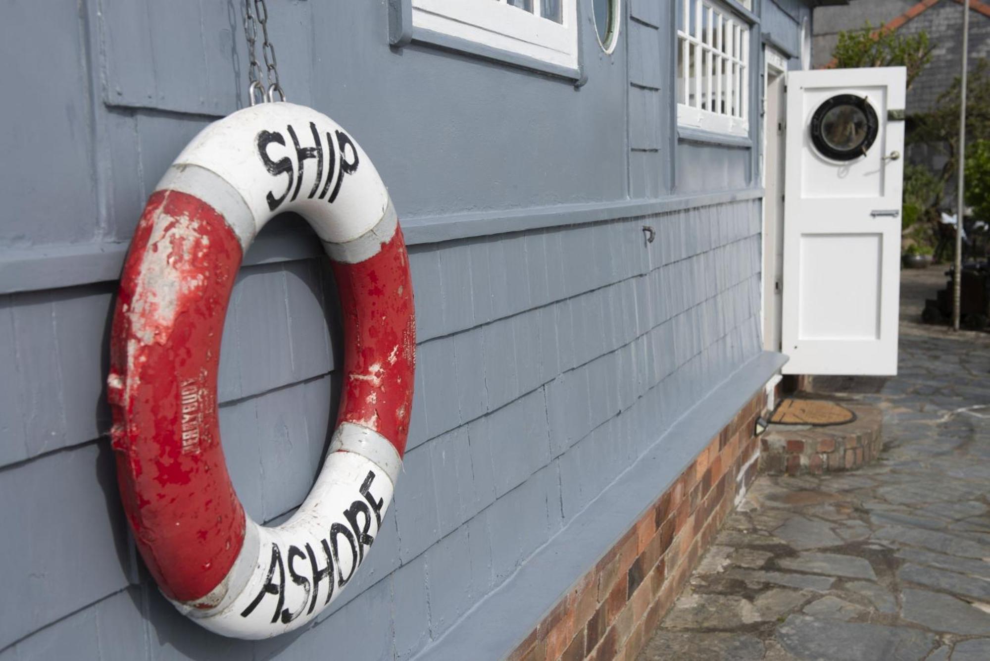Ship Ashore